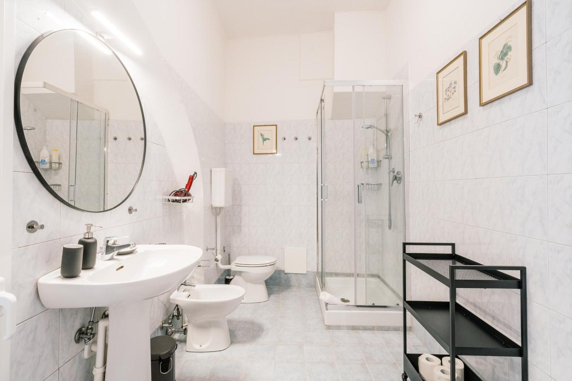 Indipendenza Mansion City Centre Болонья Экстерьер фото